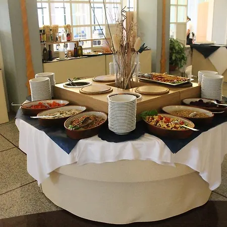 מלון Hotel Spiaggia 3*
