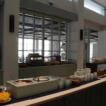 Hotel Spiaggia מלון