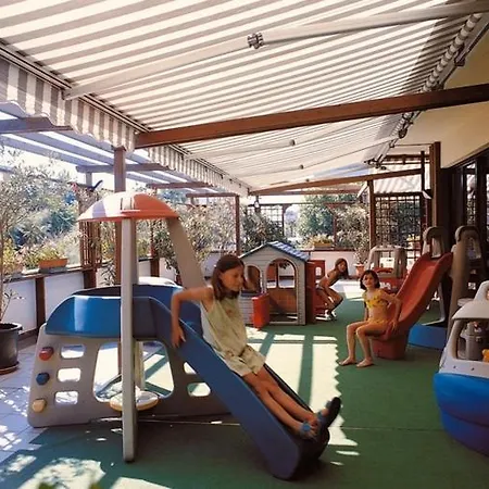 Hotel Spiaggia מלון
